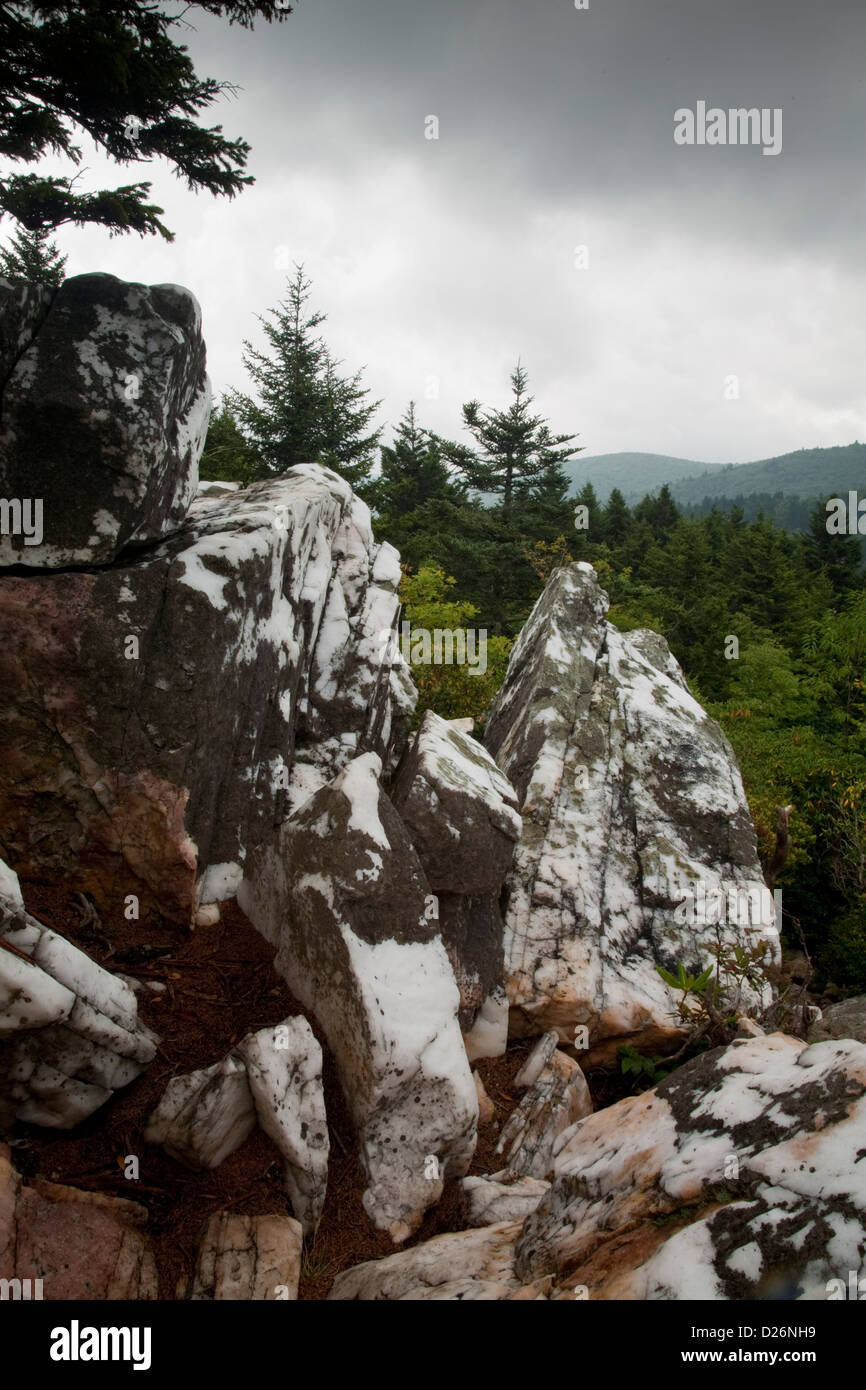 Shining Rover Rocks Shining rock wilderness carolina hi-res stock photography and images ...