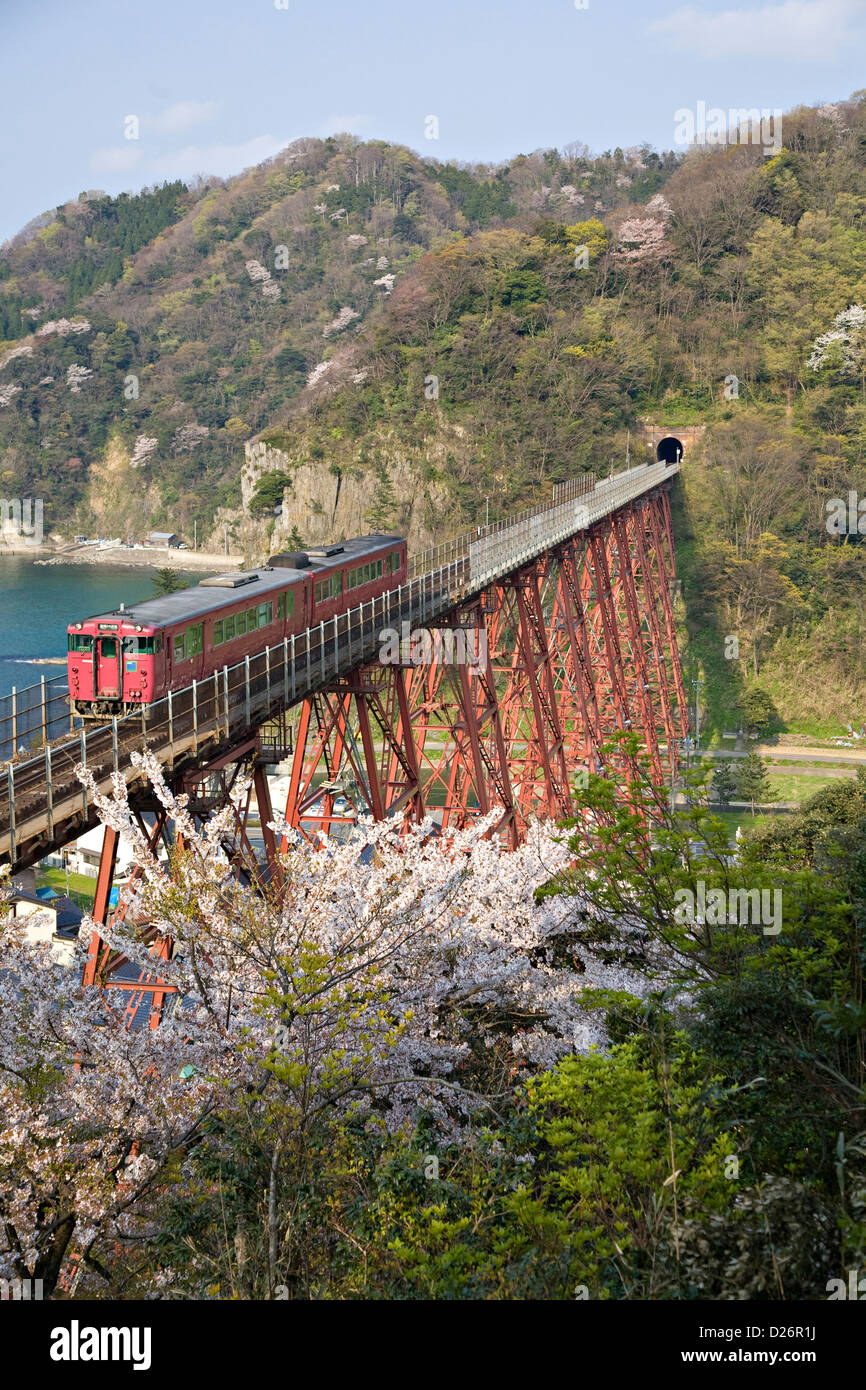Amarube bridge hi-res stock photography and images - Alamy