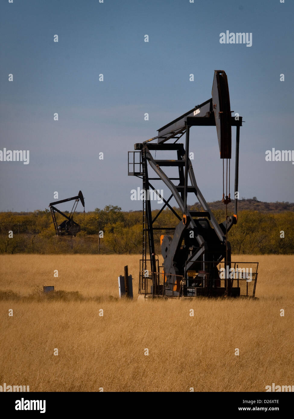 Oil Drilling 1920s High Resolution Stock Photography and Images - Alamy