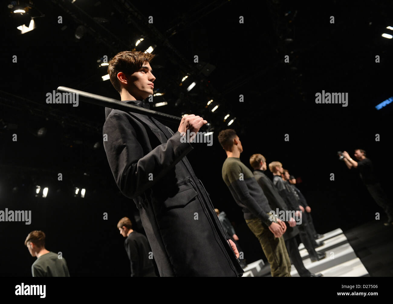 Models pose at the Sopopular presentation during the Mercedes-Benz Fashion Week in Berlin, Germany, 15 January 2013. The presentations of the autumn/winter 2013/2014 collections take place from 15 to 18 January 2013. Photo: Jens Kalaene/dpa +++(c) dpa - Bildfunk+++ Stock Photo
