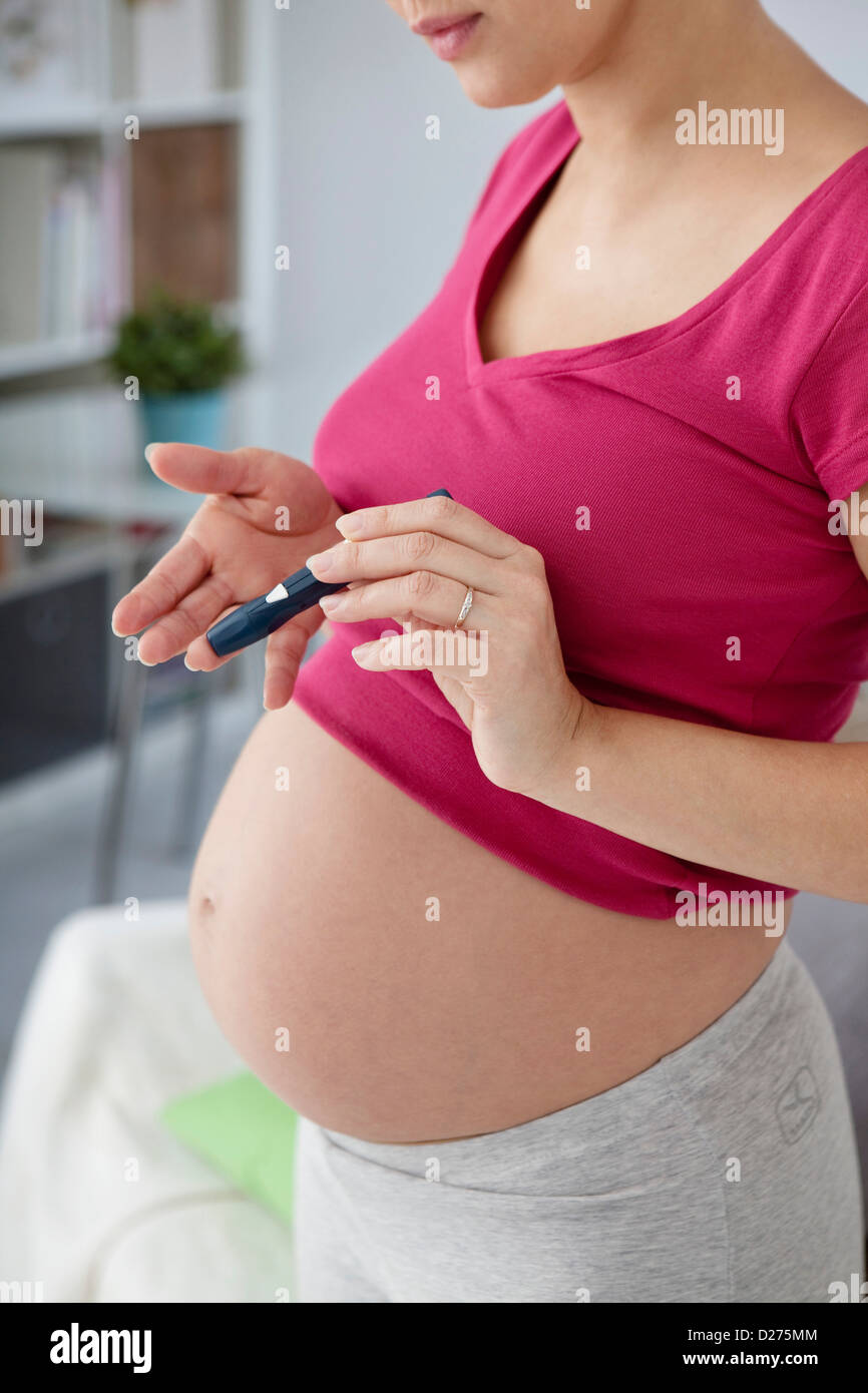 Diabetes testing pregnancy hires stock photography and images Alamy