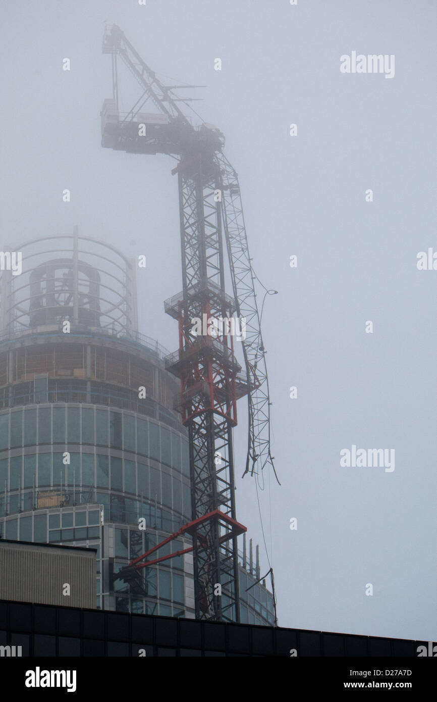 Crane accident uk hires stock photography and images Alamy