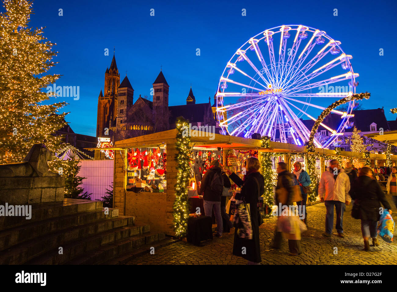Christmas market on Vrijthof square, old town, with many stands and a