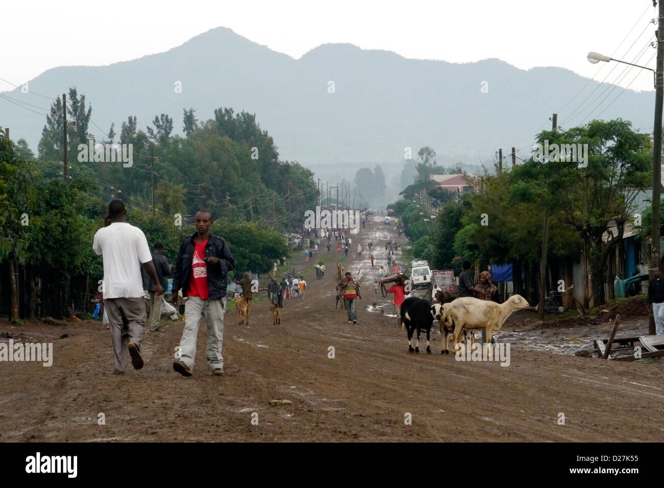 ETHIOPIA Street scenes on a rainy day in Chagni. Beni Shangul Gumuz region. Stock Photo