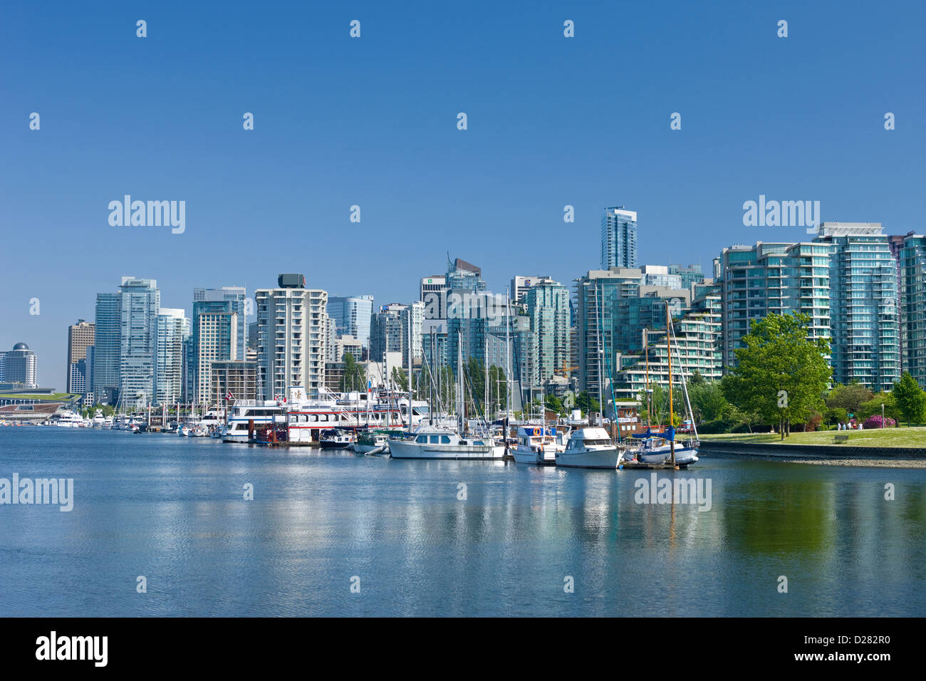 COAL HARBOUR FROM STANLEY PARK DOWNTOWN SKYLINE VANCOUVER BRITISH ...