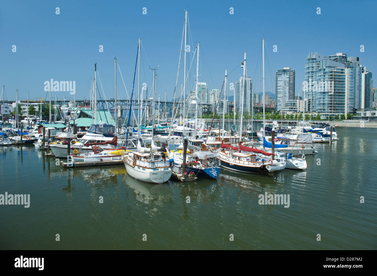 STAMPS LANDING MARINA FALSE CREEK VANCOUVER SKYLINE BRITISH COLUMBIA