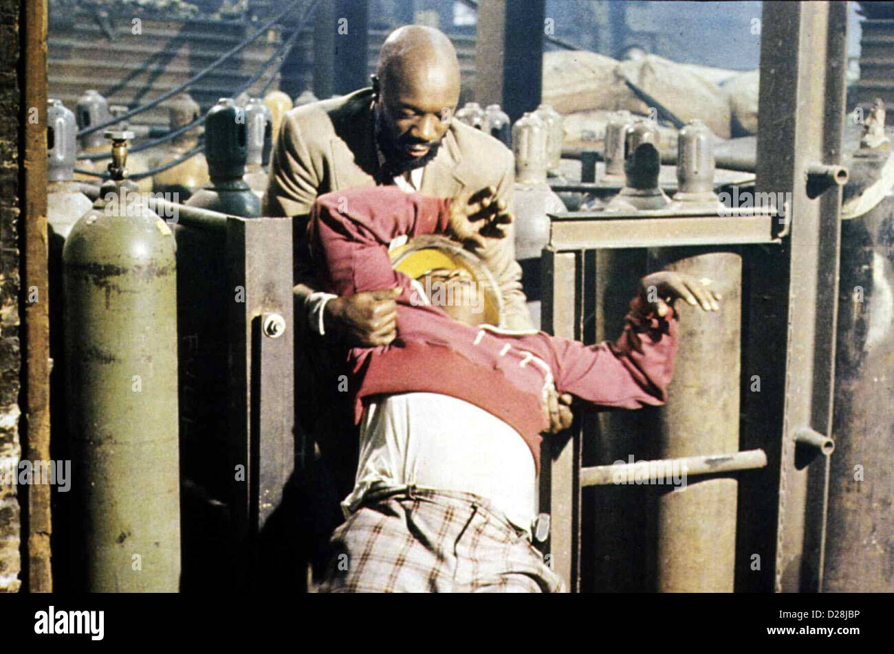 Zwei Faeuste Des Himmels   Uomini Duri   Lee Stevens (Isaac Hayes,h) *** Local Caption *** 1973  -- Stock Photo