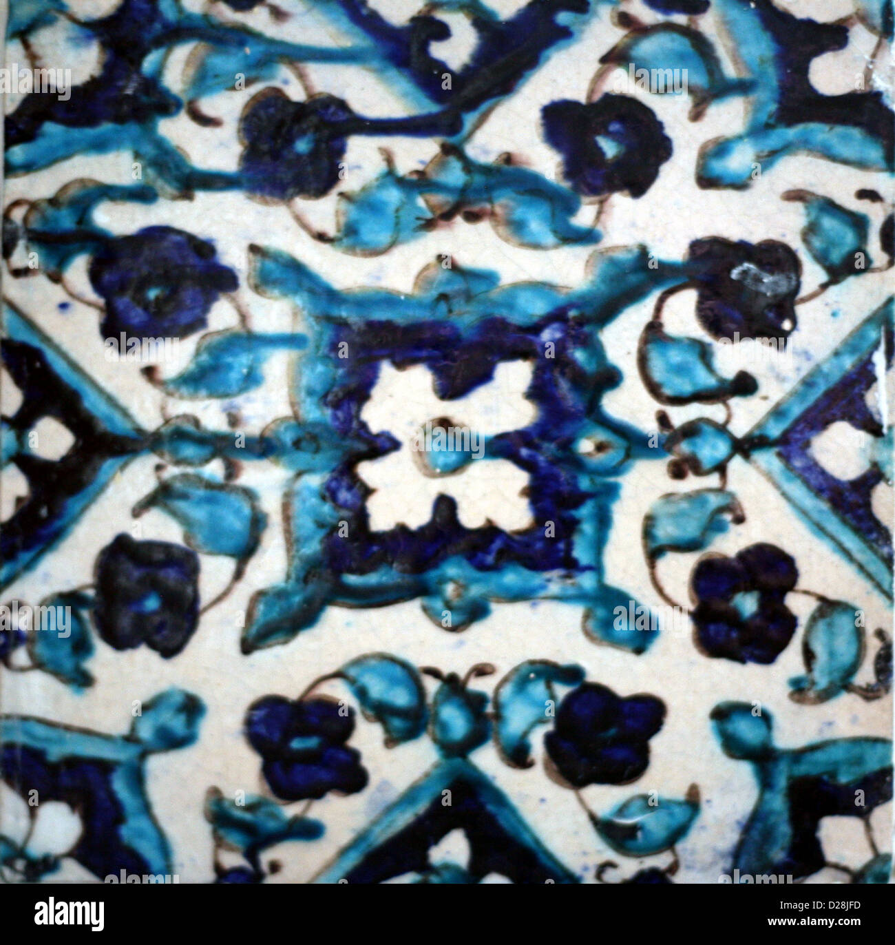 Hand-painted tile from Multan in Pakistan Stock Photo - Alamy