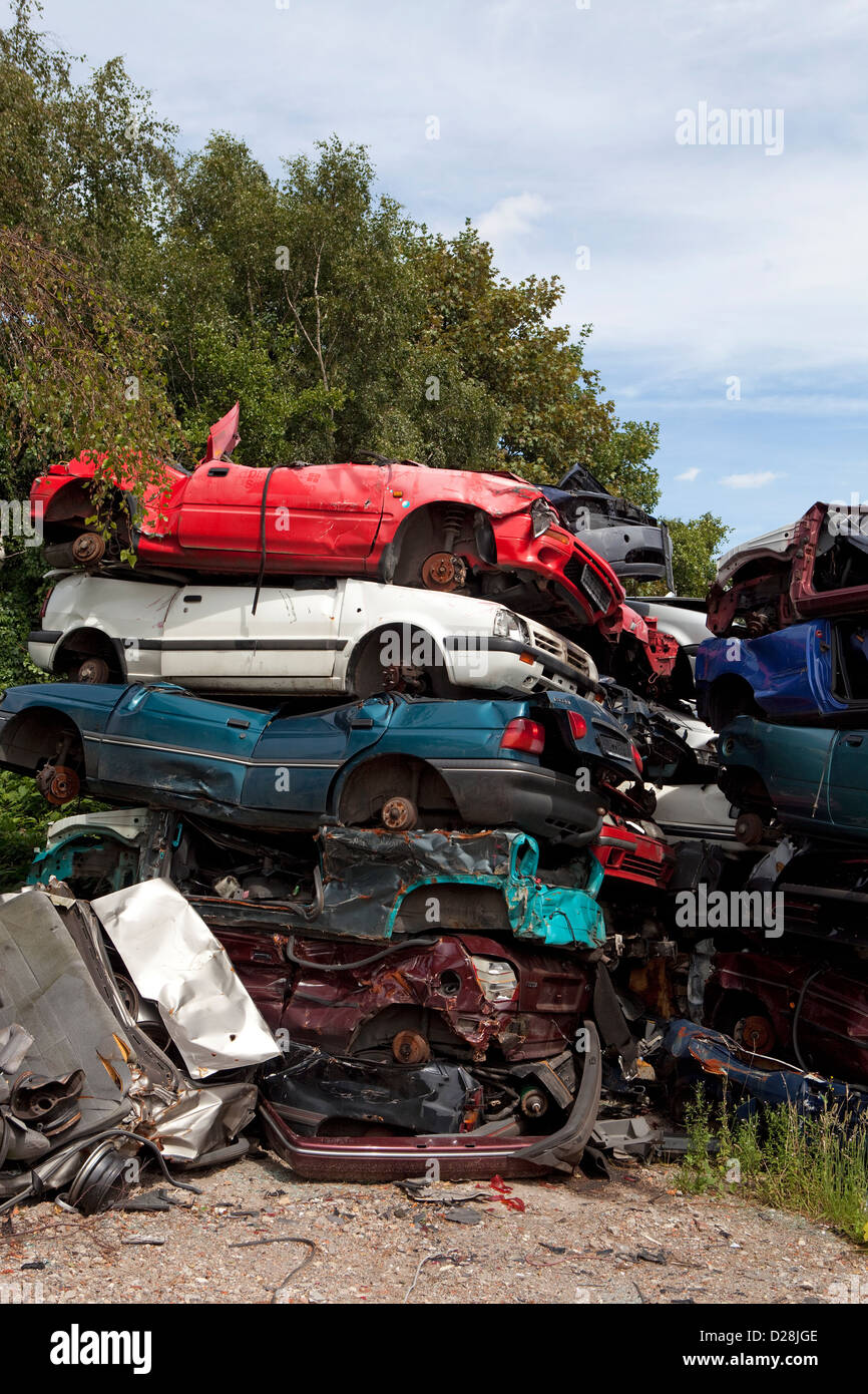 Car junkyard scrap yard germany hires stock photography and images Alamy