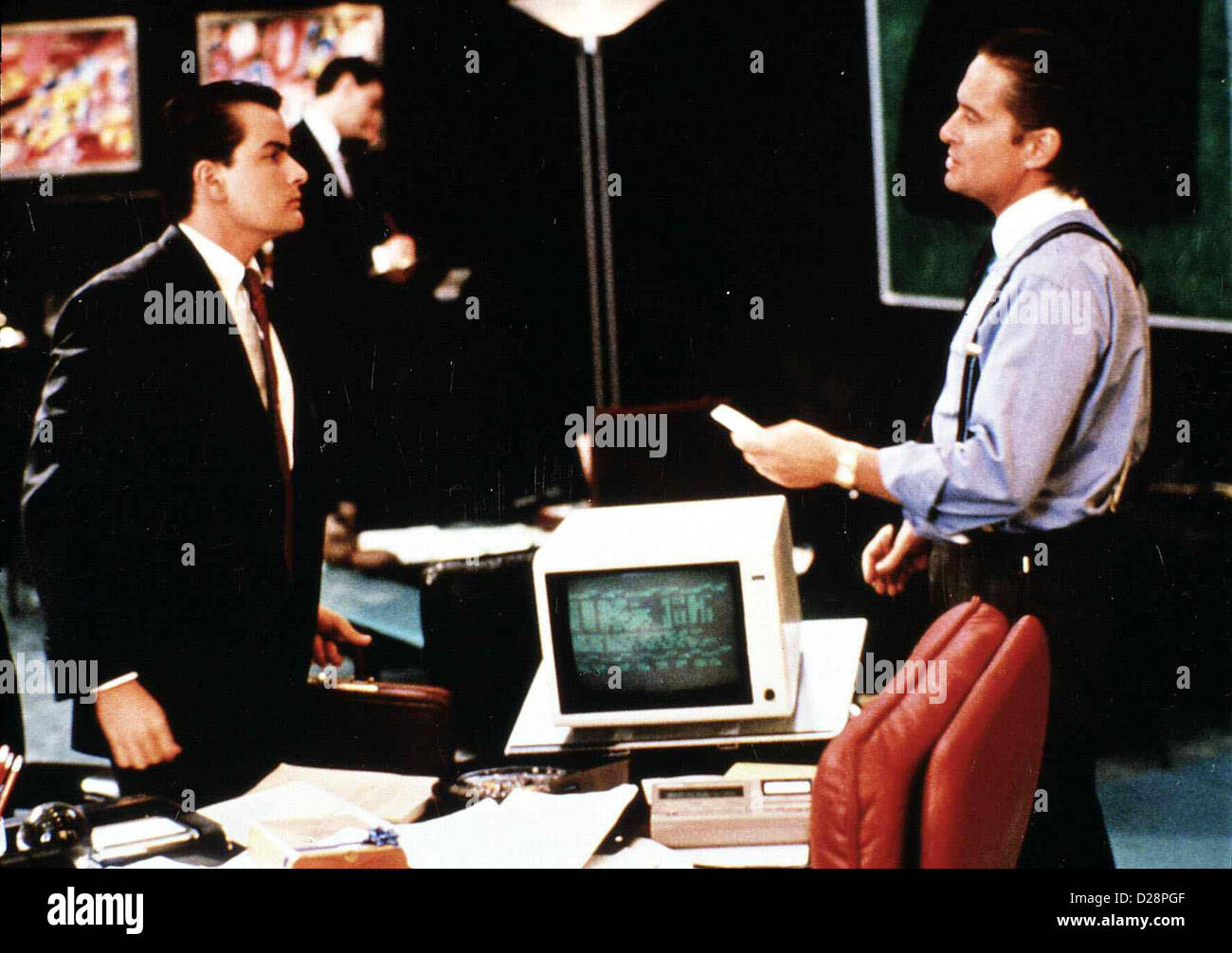 Wall Street  Wall Street  Charlie Sheen, Michael Douglas Boersenmakler Bud Fox (Charlie Sheen) schafft es Gekkos (Michael Stock Photo