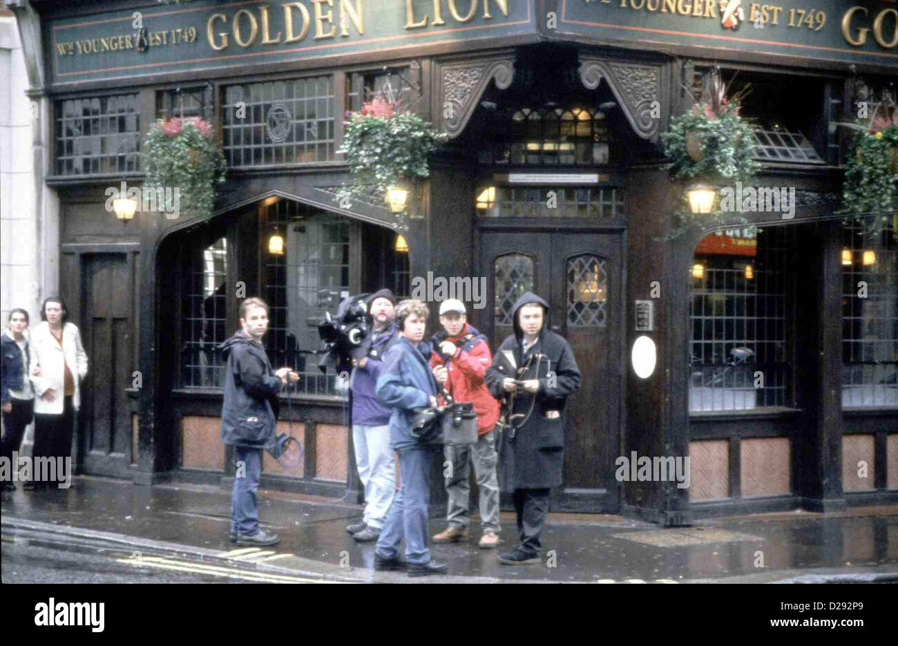 Wonderland   Wonderland   Shirley Henderson, Molly Parker, Gina McKee *** Local Caption *** 1999  -- Stock Photo