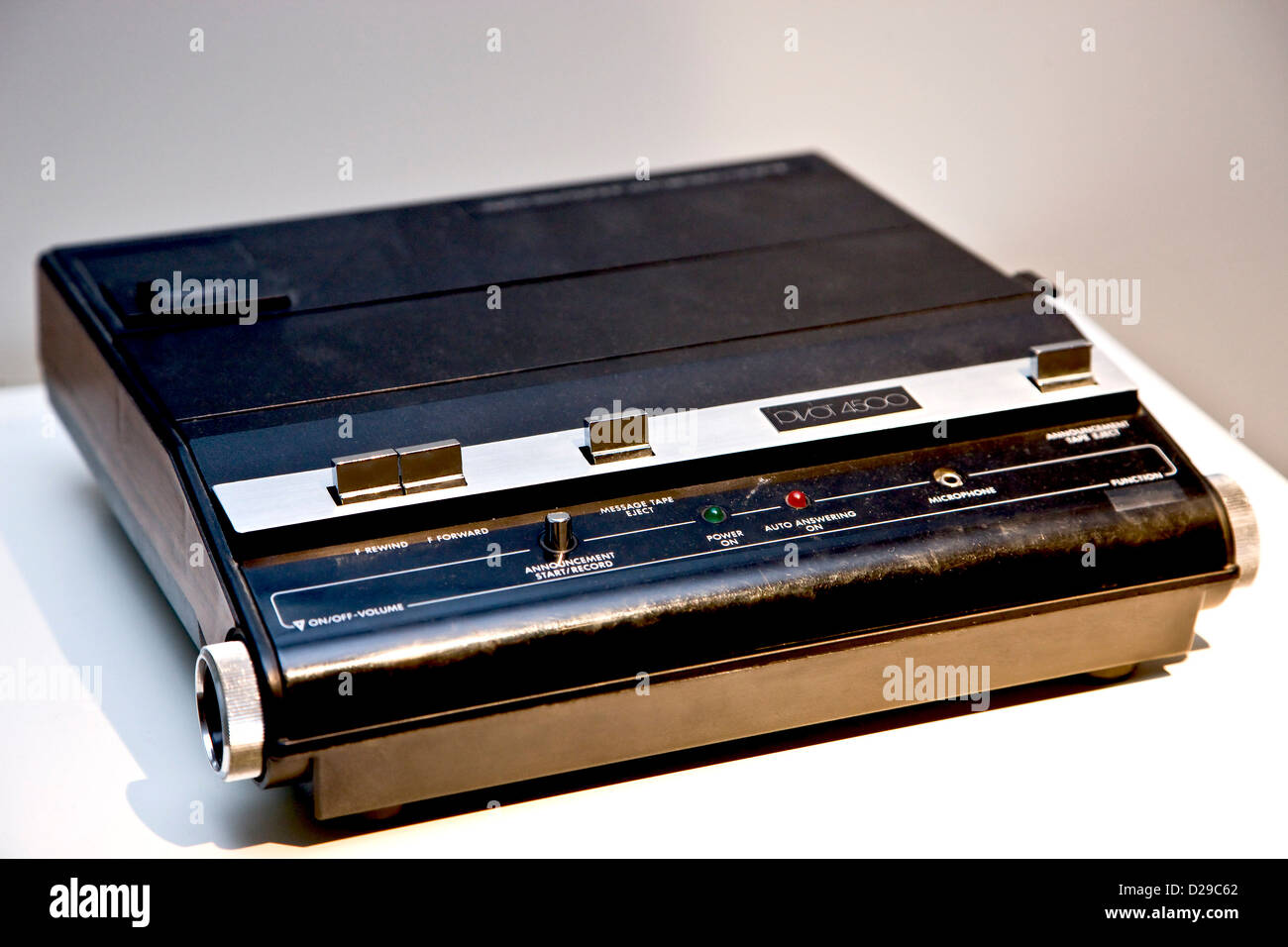 Old answering machine hires stock photography and images Alamy