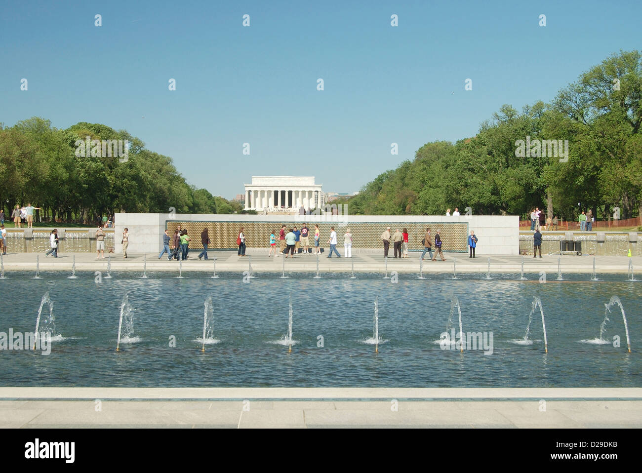 View Across The Fountains Of The World War Ii Memorial To The Lincoln Memorial On The Mall In Washington Stock Photo