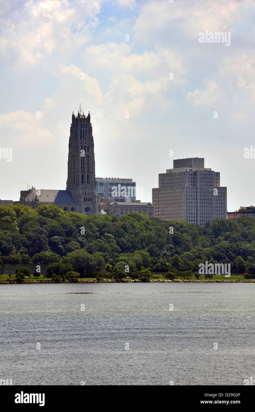 New York City skyline with Columbia University in the background Stock ...