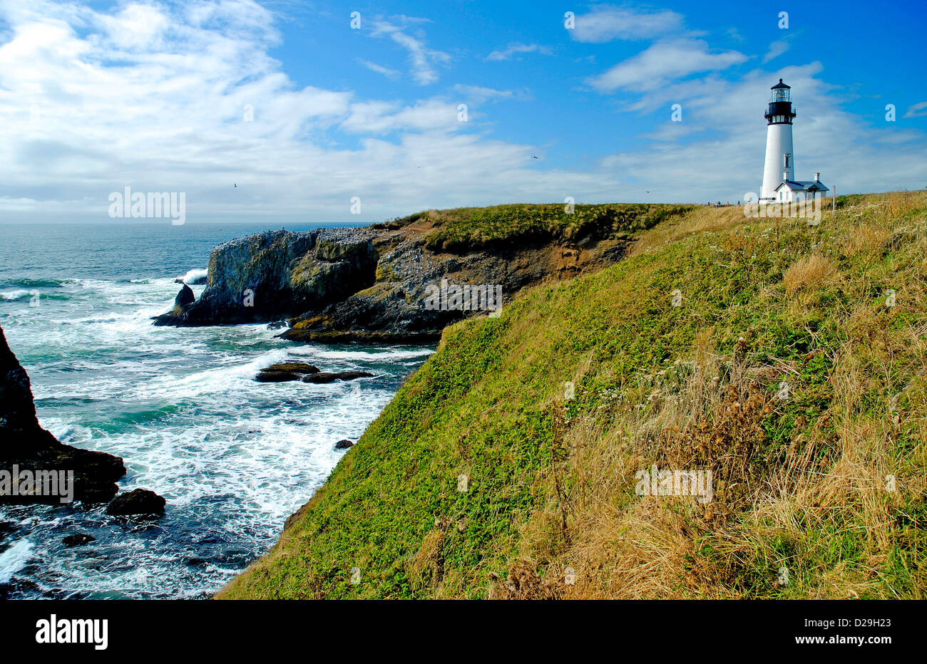 Yaquina Bay Lighthouse, Newport, Or Stock Photo Alamy