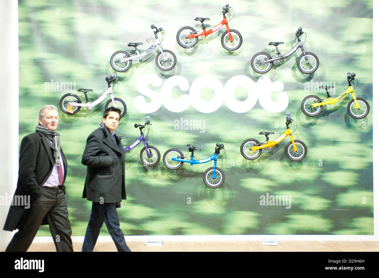 Scoot hi-res stock photography and images - Alamy