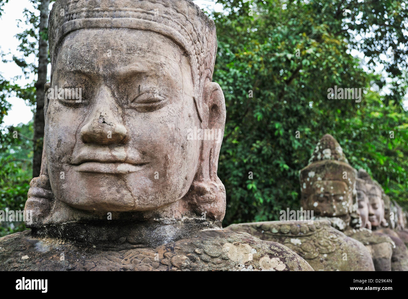 Carved stone statues hires stock photography and images Alamy