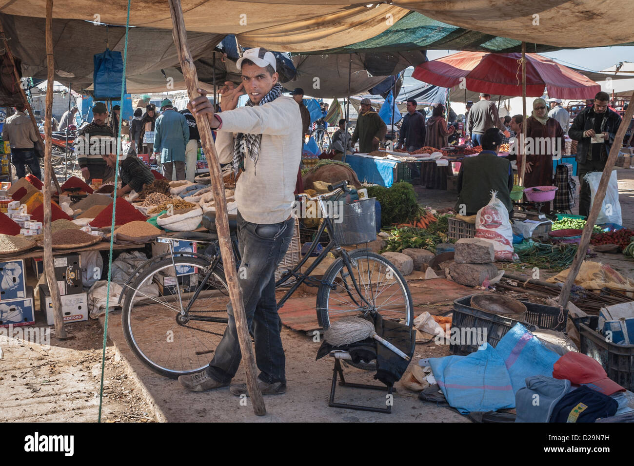 Busy trade stand hi-res stock photography and images - Alamy