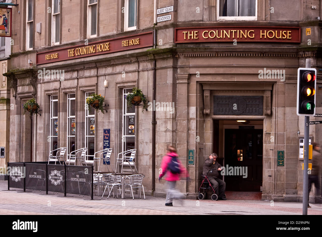 The Counting House is a pub which holds the Cask Marque Award for serving great quality real ale and meal deals in Dundee,UK Stock Photo