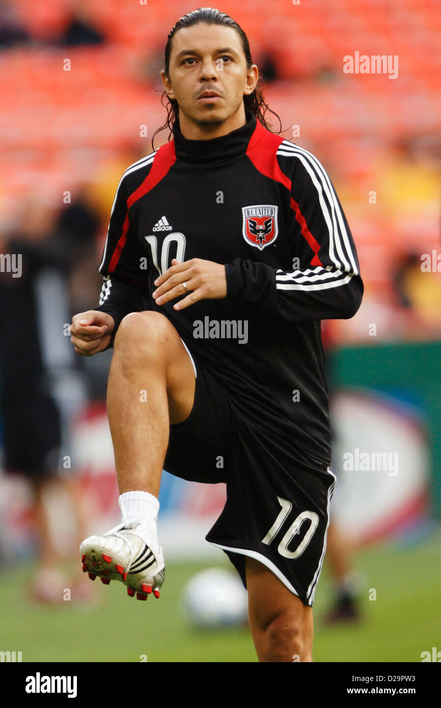Marcelo Gallardo of DC United warms up before the Major League Soccer