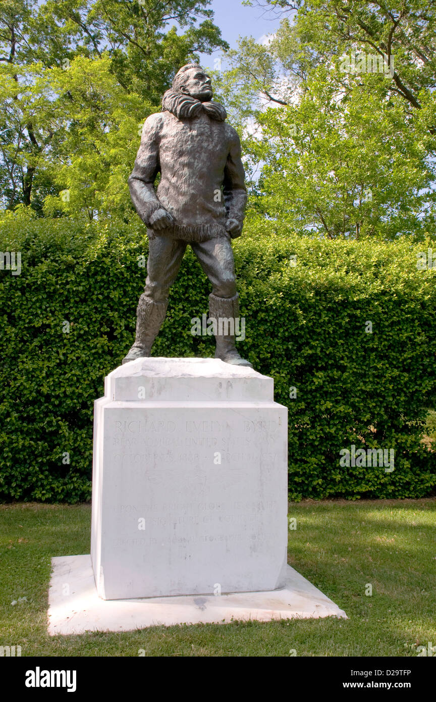 Arlington Cemetery, Virginia, Admiral Richard Evelyn Byrd Statue Stock Photo