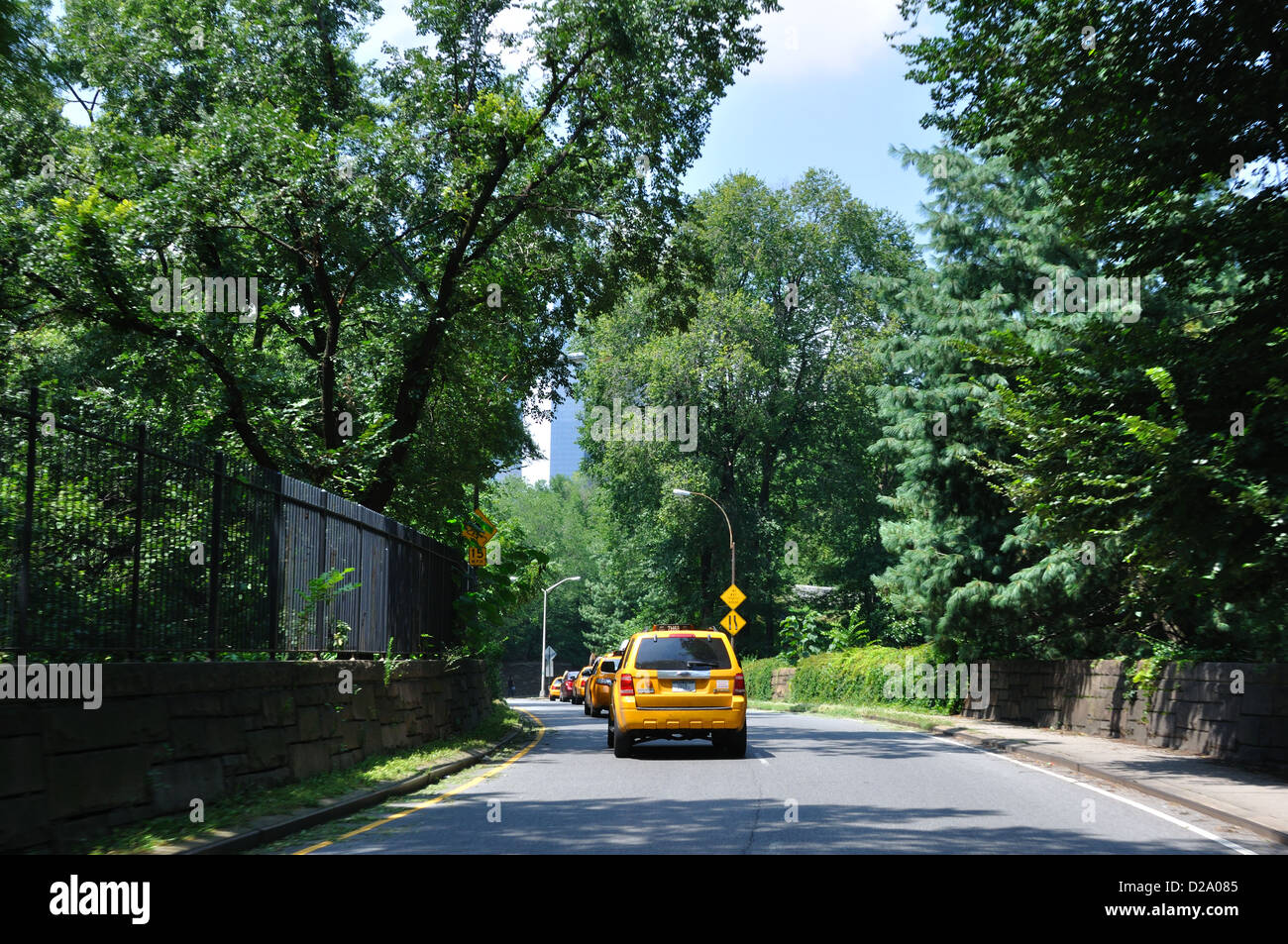 Central Park transit road, New York City, USA Stock Photo - Alamy