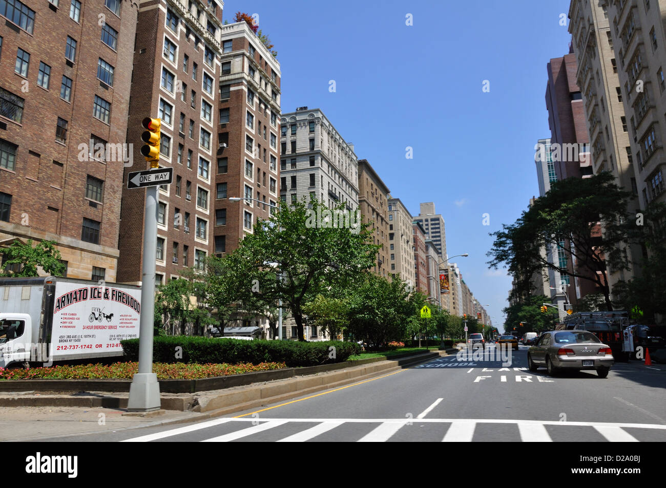 Low traffic in Manhattan, New York City, USA Stock Photo - Alamy
