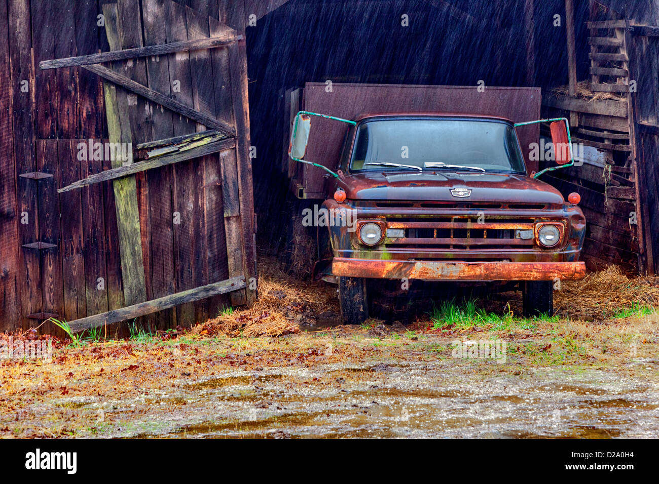 48+ Old Barn Truck No Trespassing Wallpaper HD download