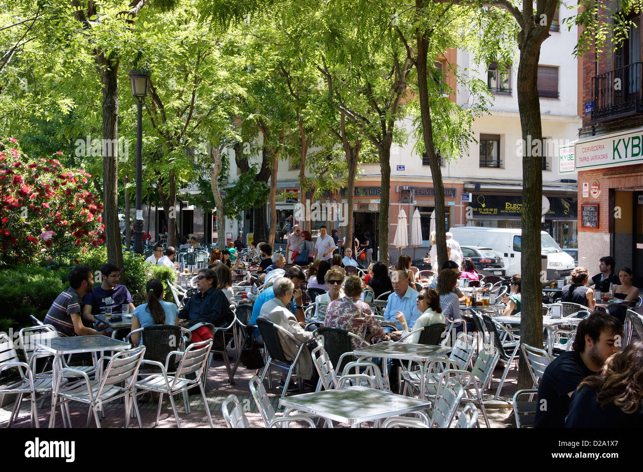 plaza olavide madrid spain outdoor terrace patio Stock Photo Alamy