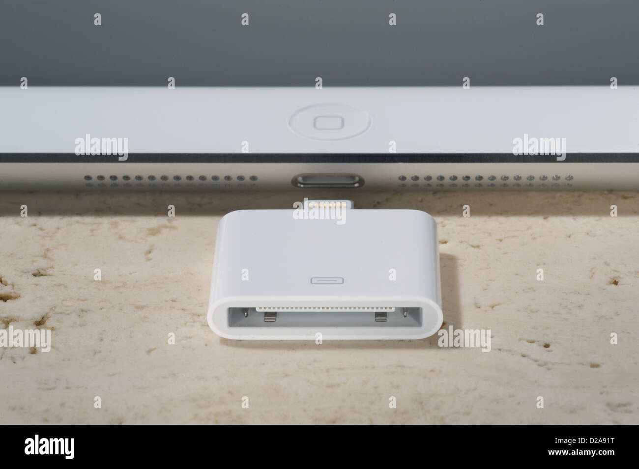Lightning connector lightning port hires stock photography and images