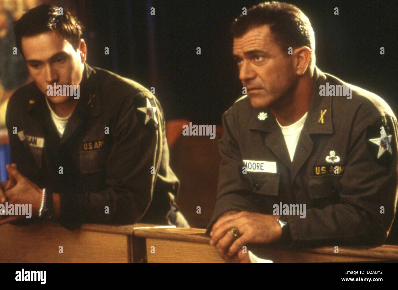 Wir Waren Helden  We Were Soldiers  Chris Klein, Mel Gibson Lt. Jack Geoghegan (Chris Klein), Lt. Colonel Hal G. Moore (Mel Stock Photo