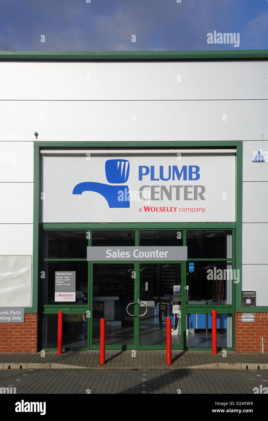 Plumb centre shop hires stock photography and images Alamy