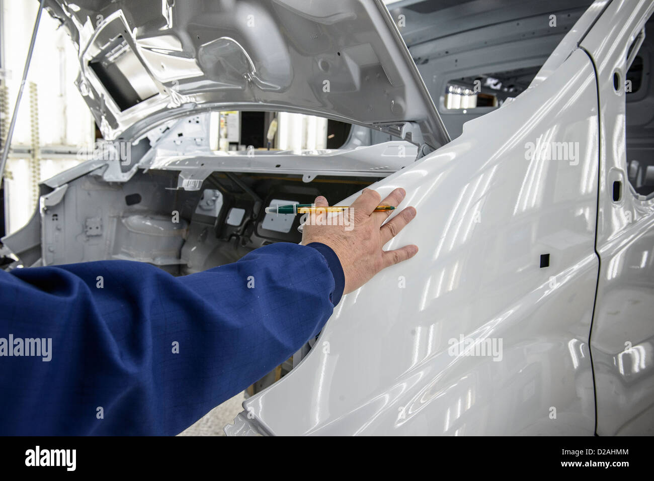 Car Factory Paint Stock Photos & Car Factory Paint Stock Images - Alamy