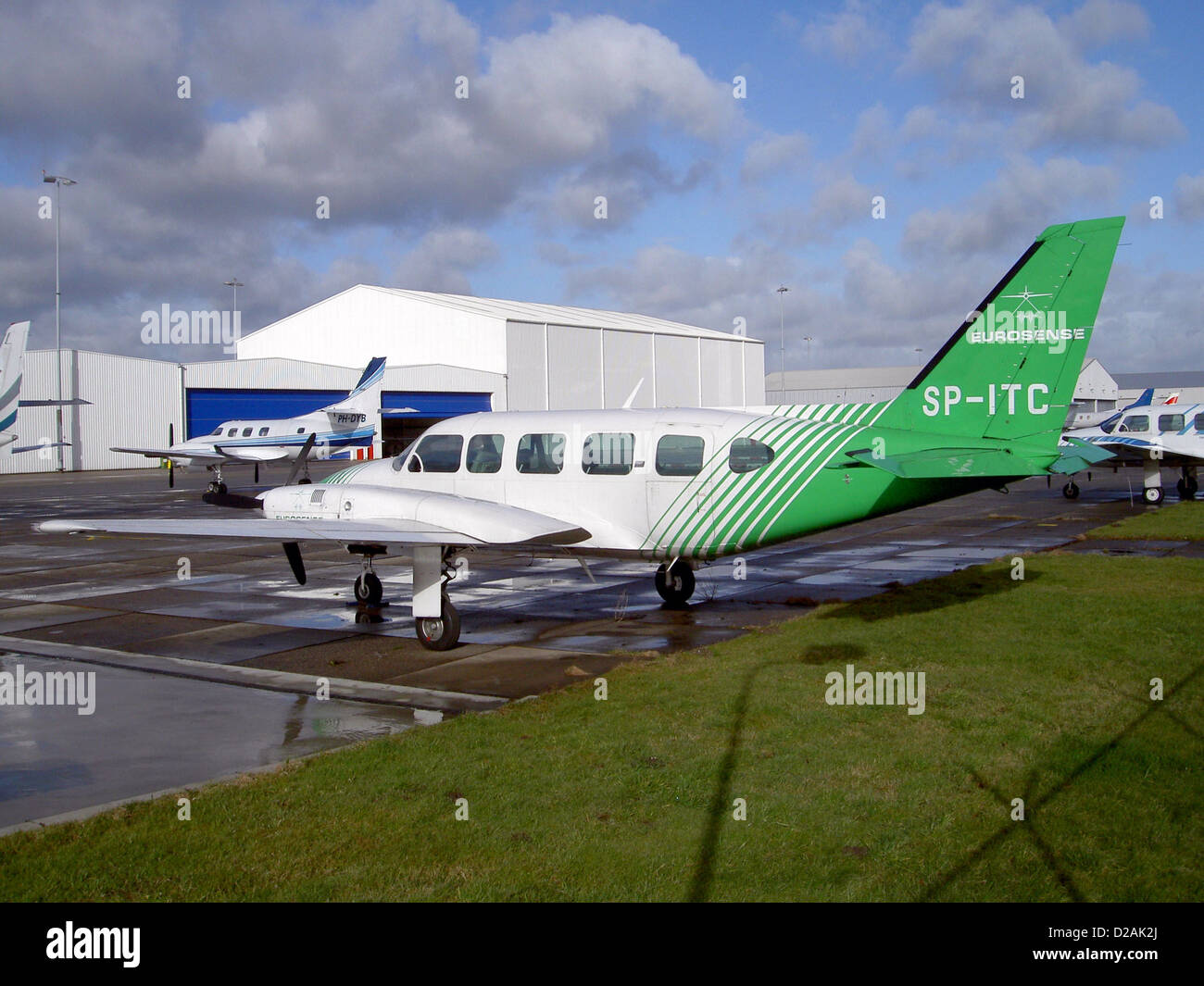 SP-ITC, Piper PA-31-350 Navajo Chieftain Chieften, PH-DYB Swearingen SA226-T(B) C/N T-294 Stock Photo