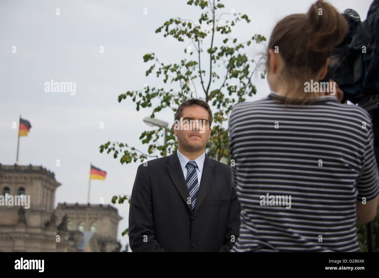 Berlin, Germany, CNN journalist Frederik Pleitgen front of the Reichstag Stock Photo