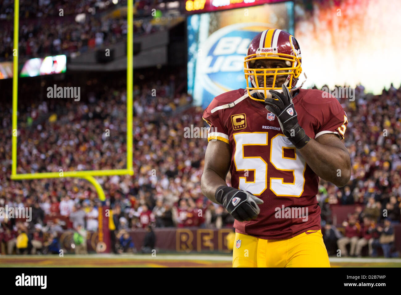 January 6th 2013, Washington Redskins, London Fletcher (59) walks off to the sideline after stopping the Seattle offense. . Stock Photo