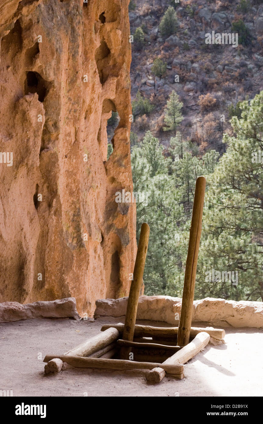 Alcove House (Ceremonial Cave) In Frijoles Canyon Bandelier National