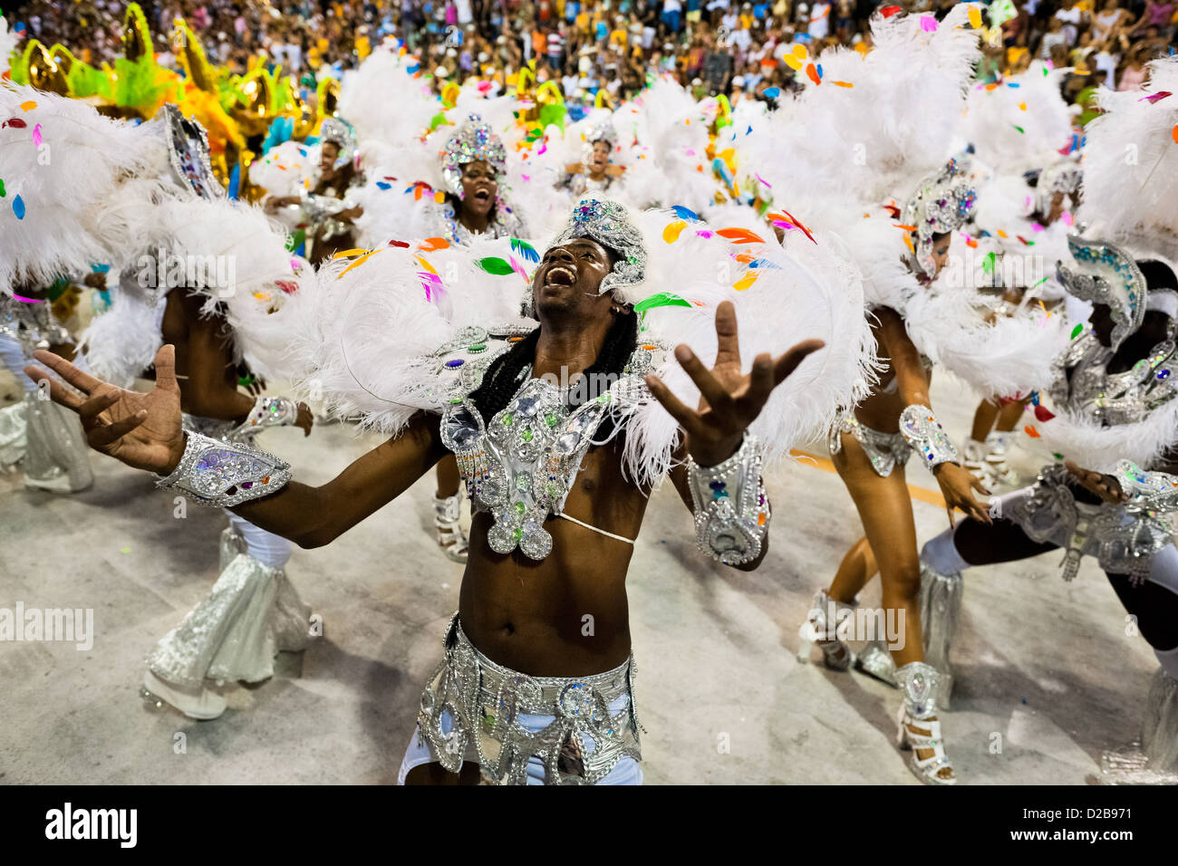 Dancers of Mocidade samba school perform during the Carnival parade at ...