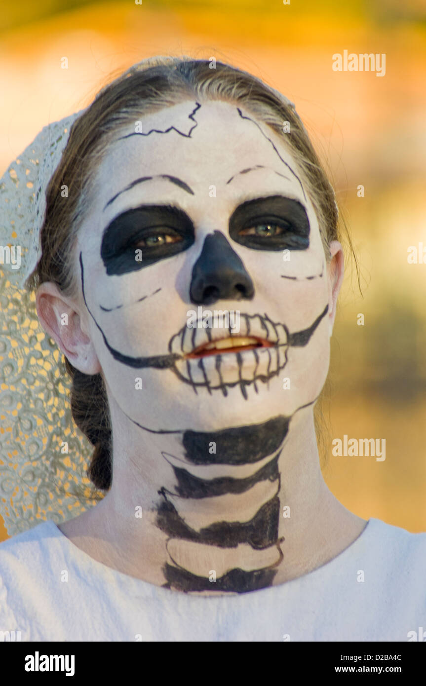 Day Of The Dead Parade In Albuquerque, New Mexico. Dia De Los Muertos Stock Photo