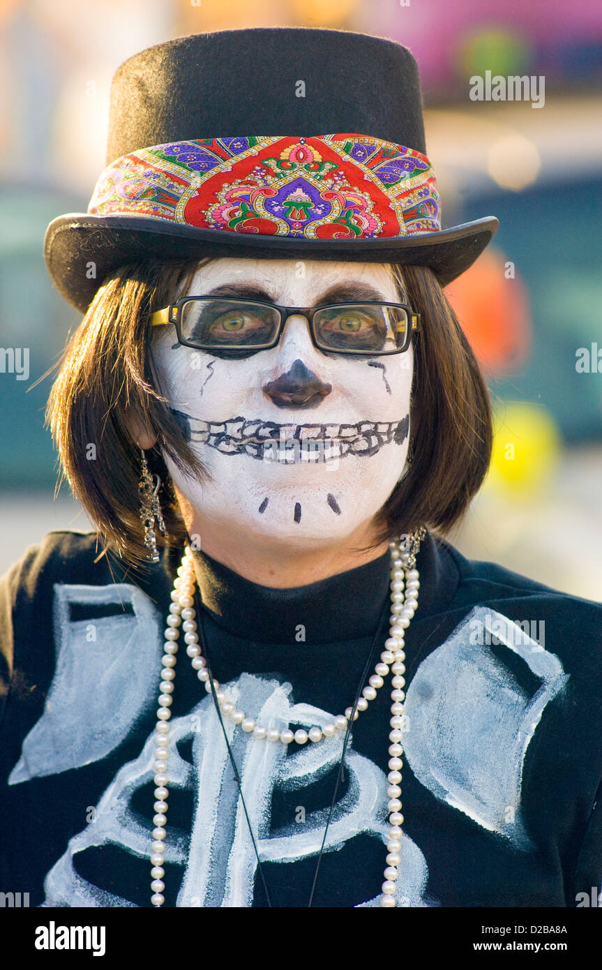Day Of The Dead Parade In Albuquerque, New Mexico. Dia De Los Muertos Stock Photo