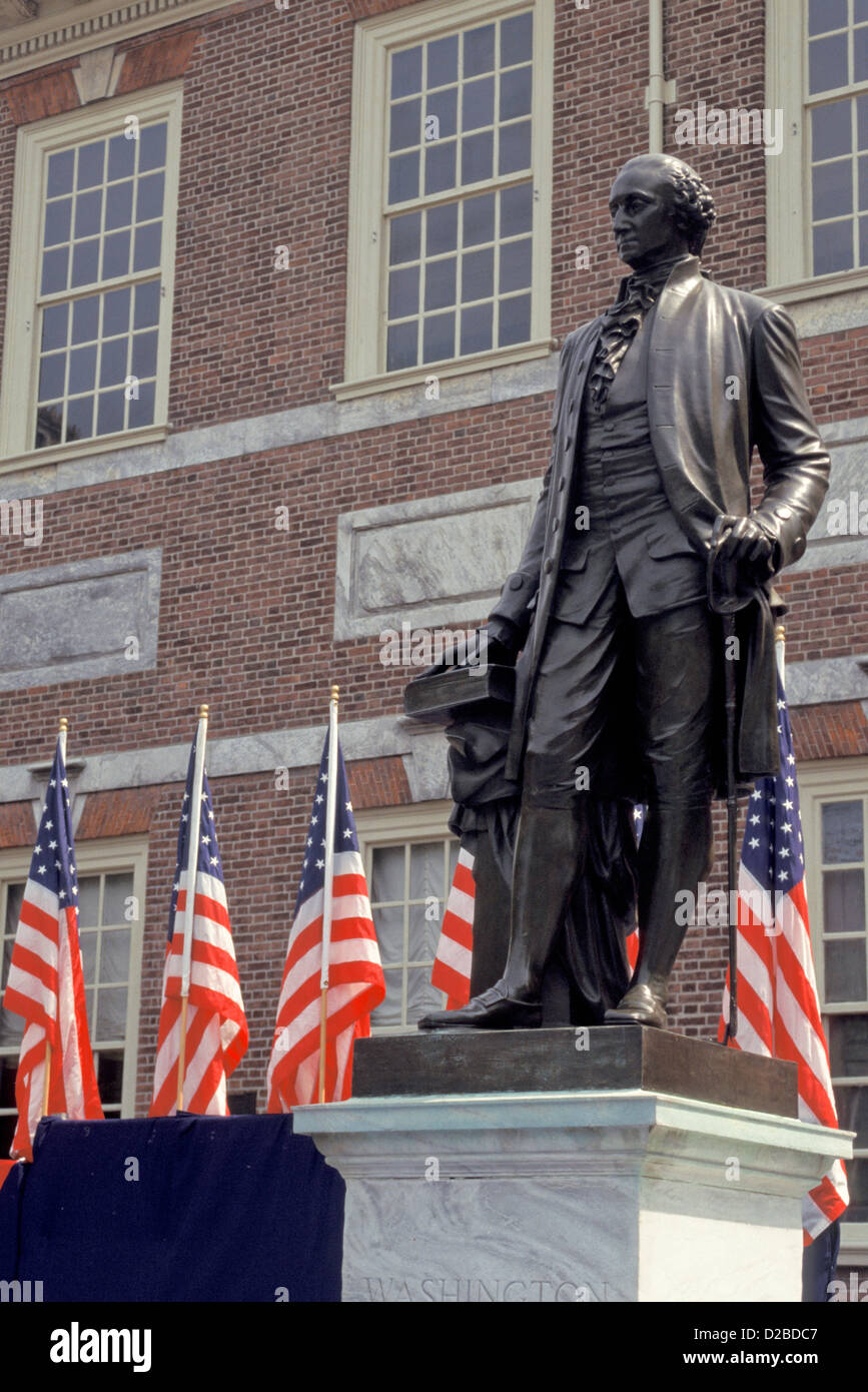 Pennsylvania, Philadelphia. Washington Statue In Front Of