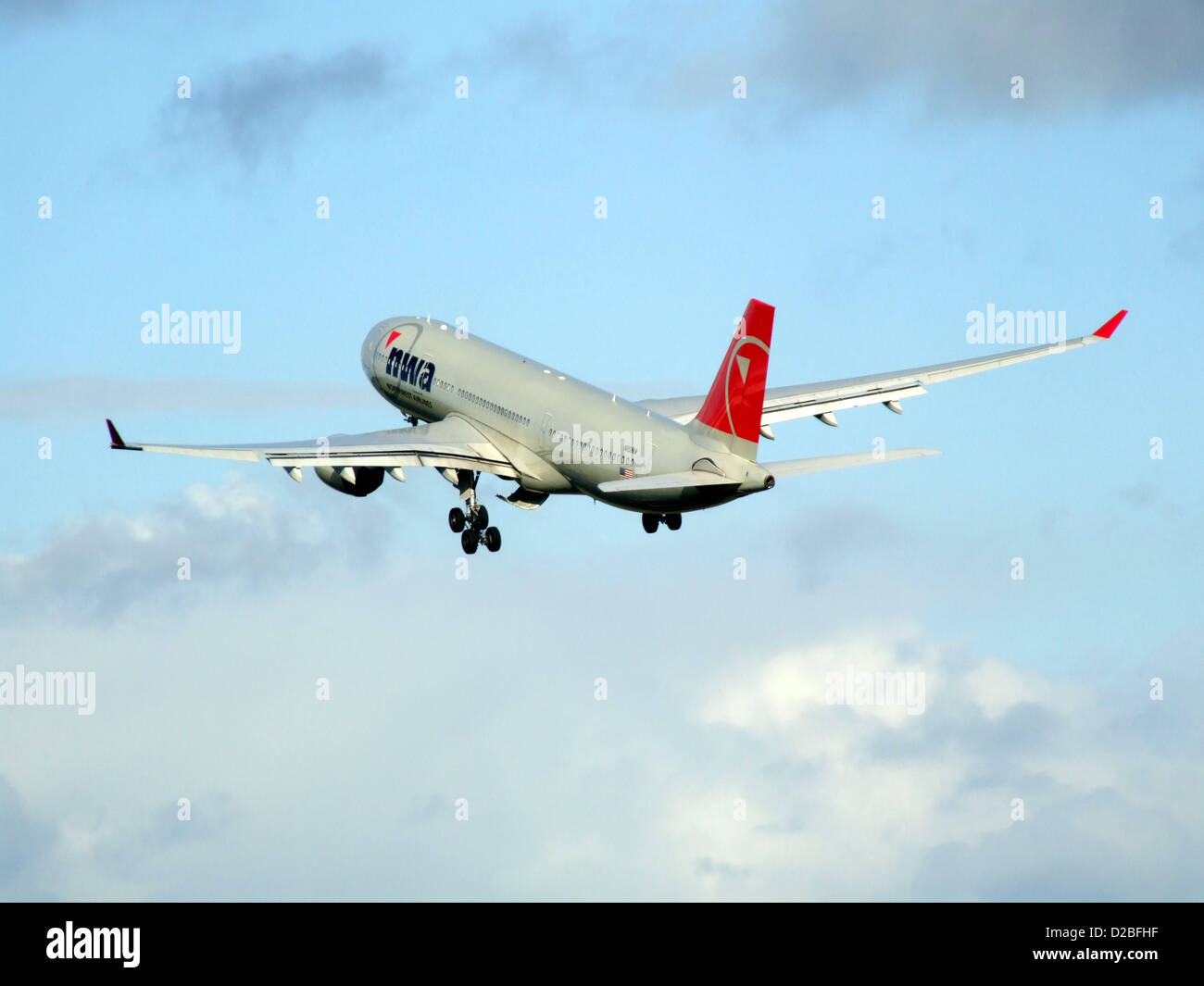ヴァージン Aviationtag A330-223 mqdefault.jpg