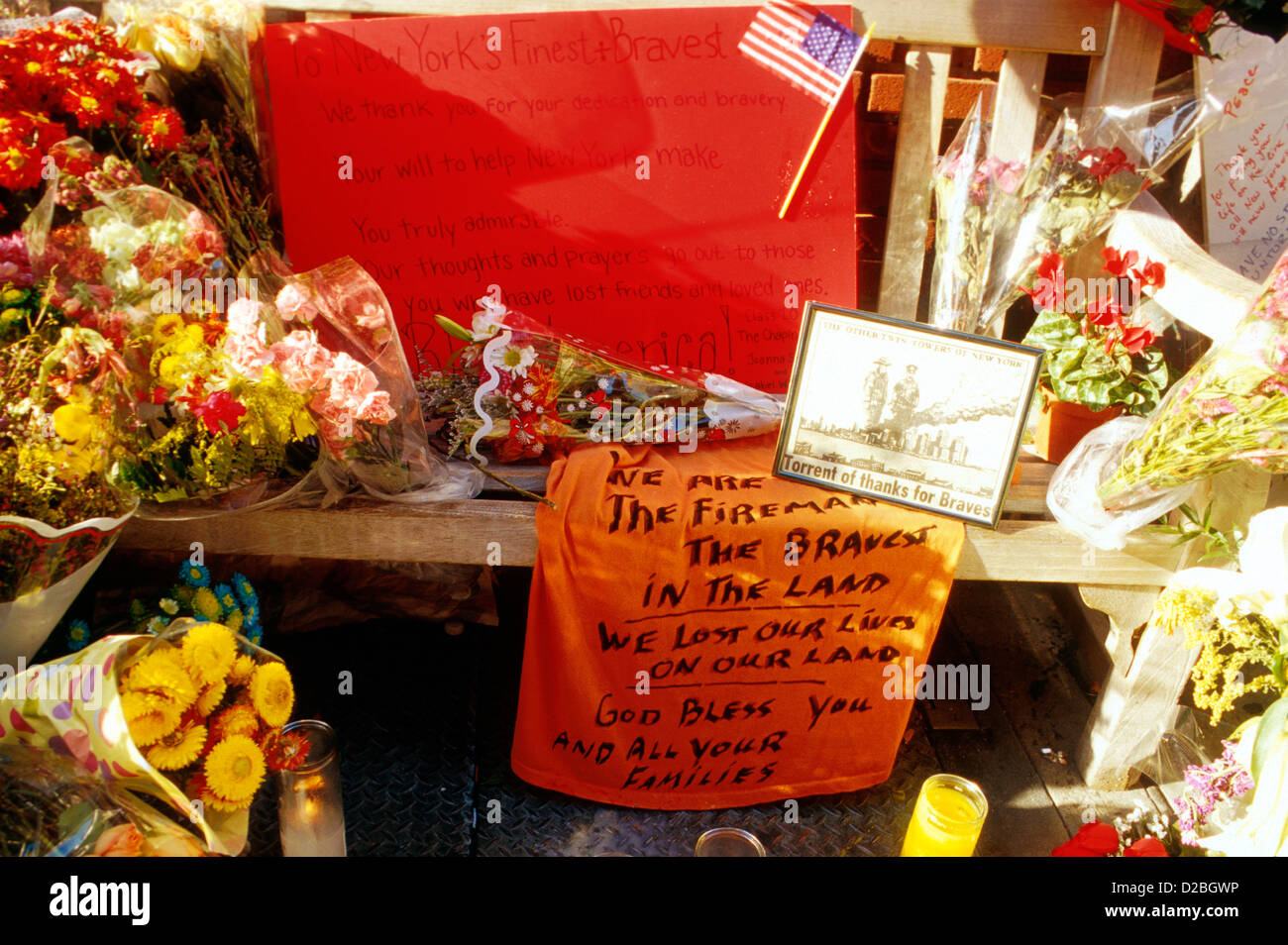 New York City, 9/11/2001. Memorial Thanking Firefighters Following World Trade Center Attack. Stock Photo