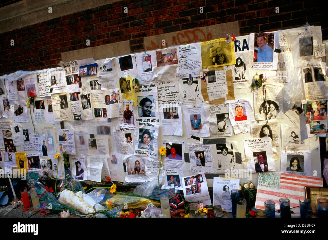 New York City, 9/11/2001. Wall Of Photos Of Missing Persons Following World Trade Center Attack Stock Photo