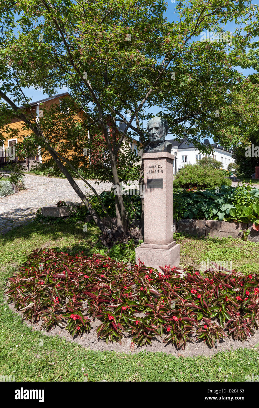 Statue of the Finnish artist Albert Edelfelt which faces the manor house where he was born in Old Porvoo, Finland Stock Photo