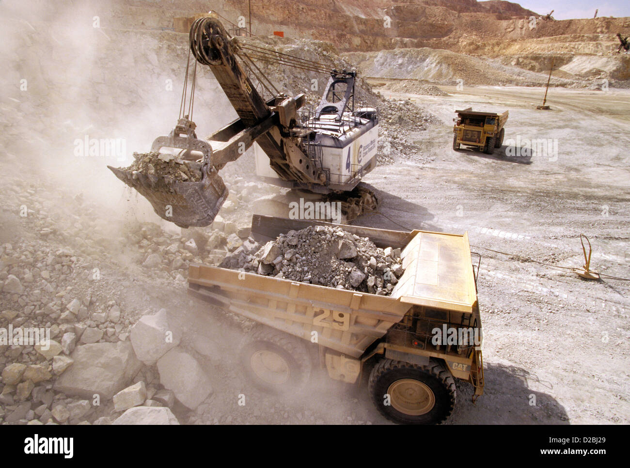 Loaded Truck Mine High Resolution Stock Photography and Images - Alamy