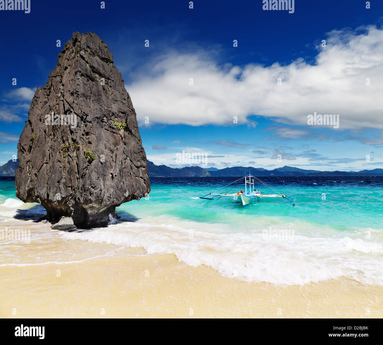 Tropical beach with bizarre rocks, El Nido, Philippines Stock Photo