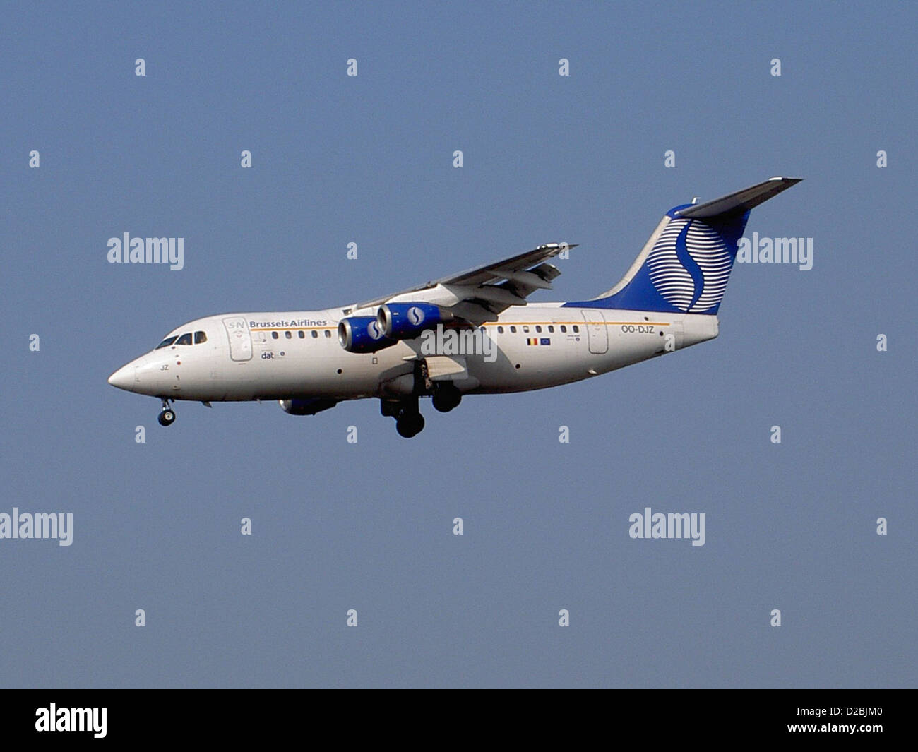 The British Aerospace BAe 146/Avro RJ serial E2305, registration OO-DJZ ...