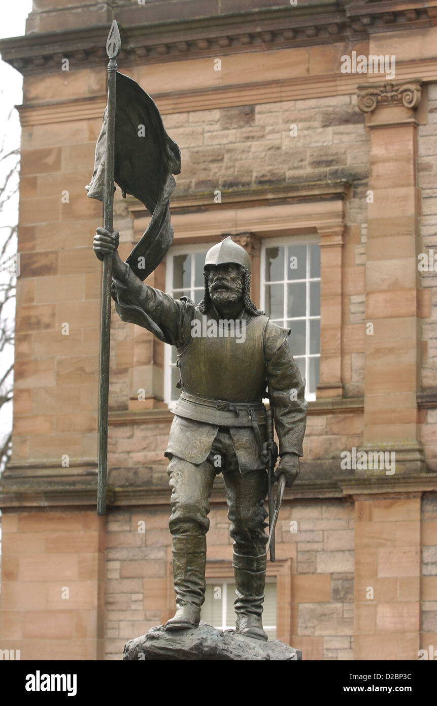 sculptor Thomas John Clapperton ,pictured statue at the Flodden Memorial in Selkirk by Thomas John Clapperton Stock Photo