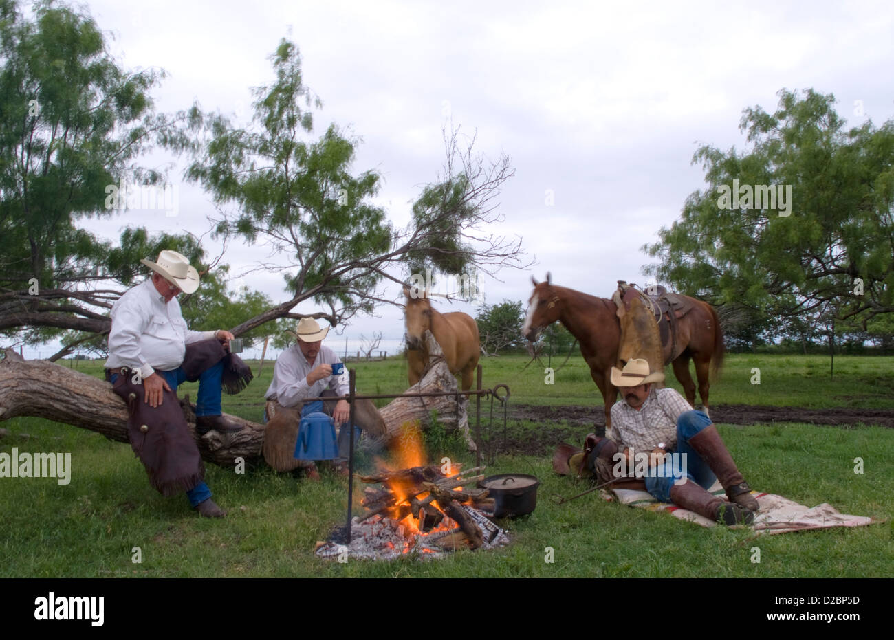 Cowboy Scene Campfire High Resolution Stock Photography and Images - Alamy